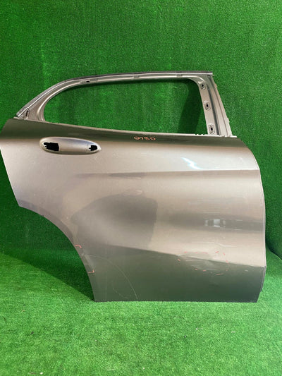 DRZWI TYLNE PRAWE PRAWY TYŁ MERCEDES GLA W156