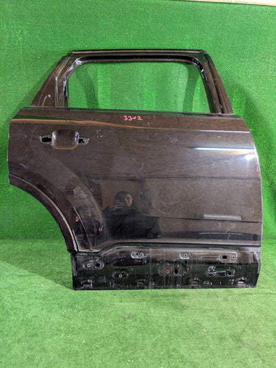DRZWI TYLNE PRAWE PRAWY TYŁ AUDI Q7 4M NR.3312