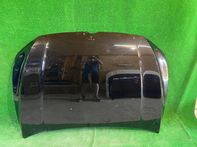 MASKA POKRYWA SILNIKA VW GOLF VIII