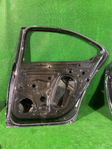 DRZWI TYLNE PRAWE PRAWY TYŁ SKODA SUPERB III SEDAN