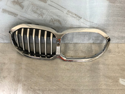 ATRAPA GRILL NERKI BMW 1 F40 nr.00