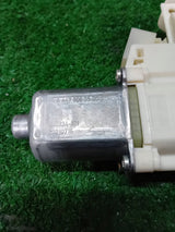 SILNICZEK SZYBY LEWY PRZÓD MERCEDES VITO W447 NR.00