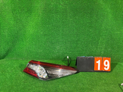LAMPA TYŁ TYLNA PRAWA TOYOTA CAMRY VIII LED