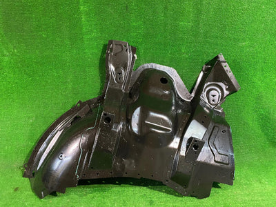 NADKOLE WEWNĘTRZNE PRAWE AUDI Q7 4M0809852A