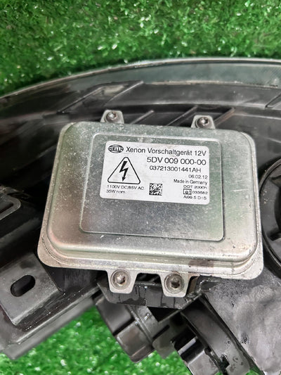REFLEKTOR PRAWY KIA SPORTAGE III XENON kompletny