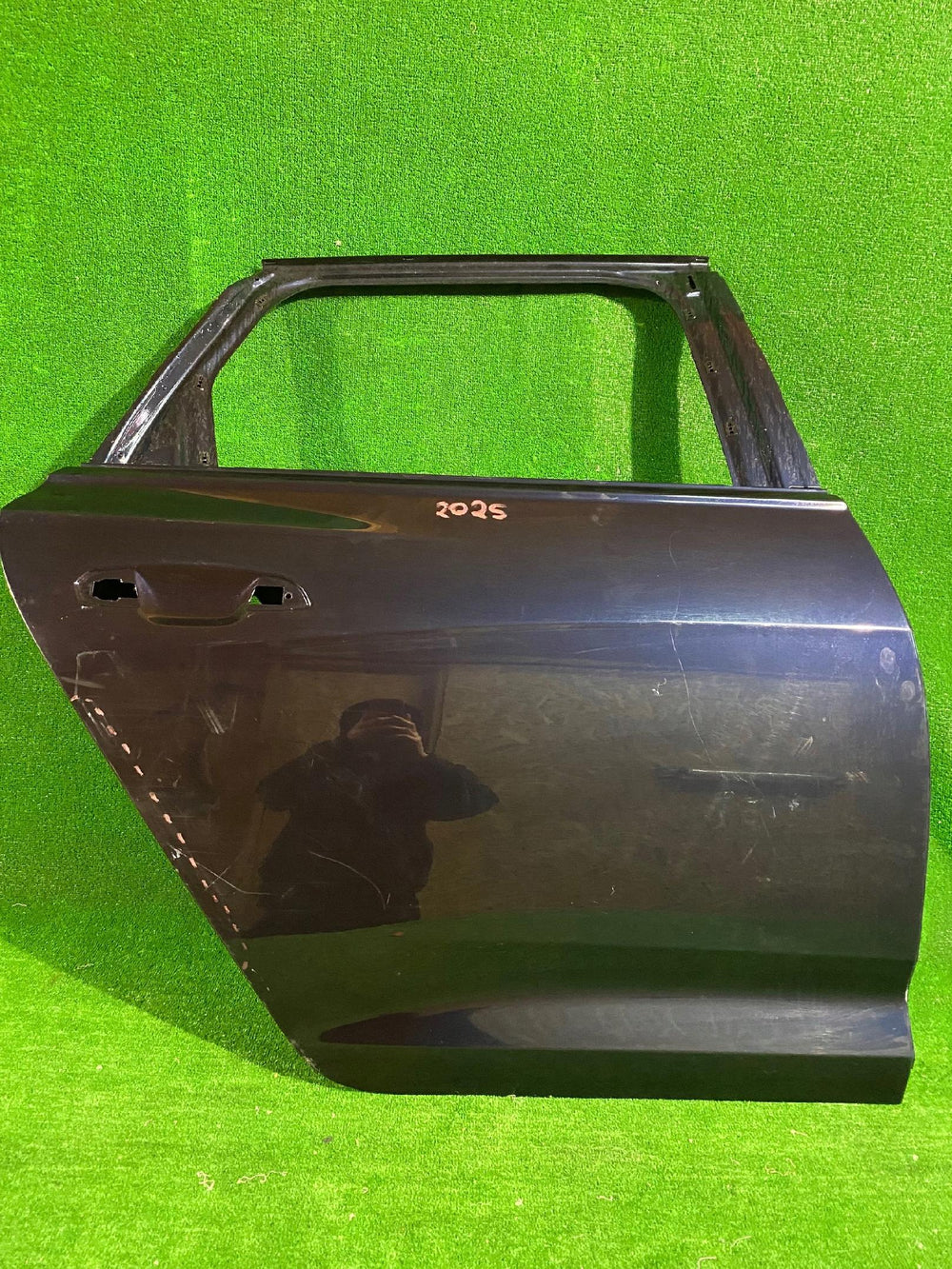 DRZWI TYLNE PRAWE PRAWY TYŁ AUDI A6 C8 18- KOMBI NR.2025